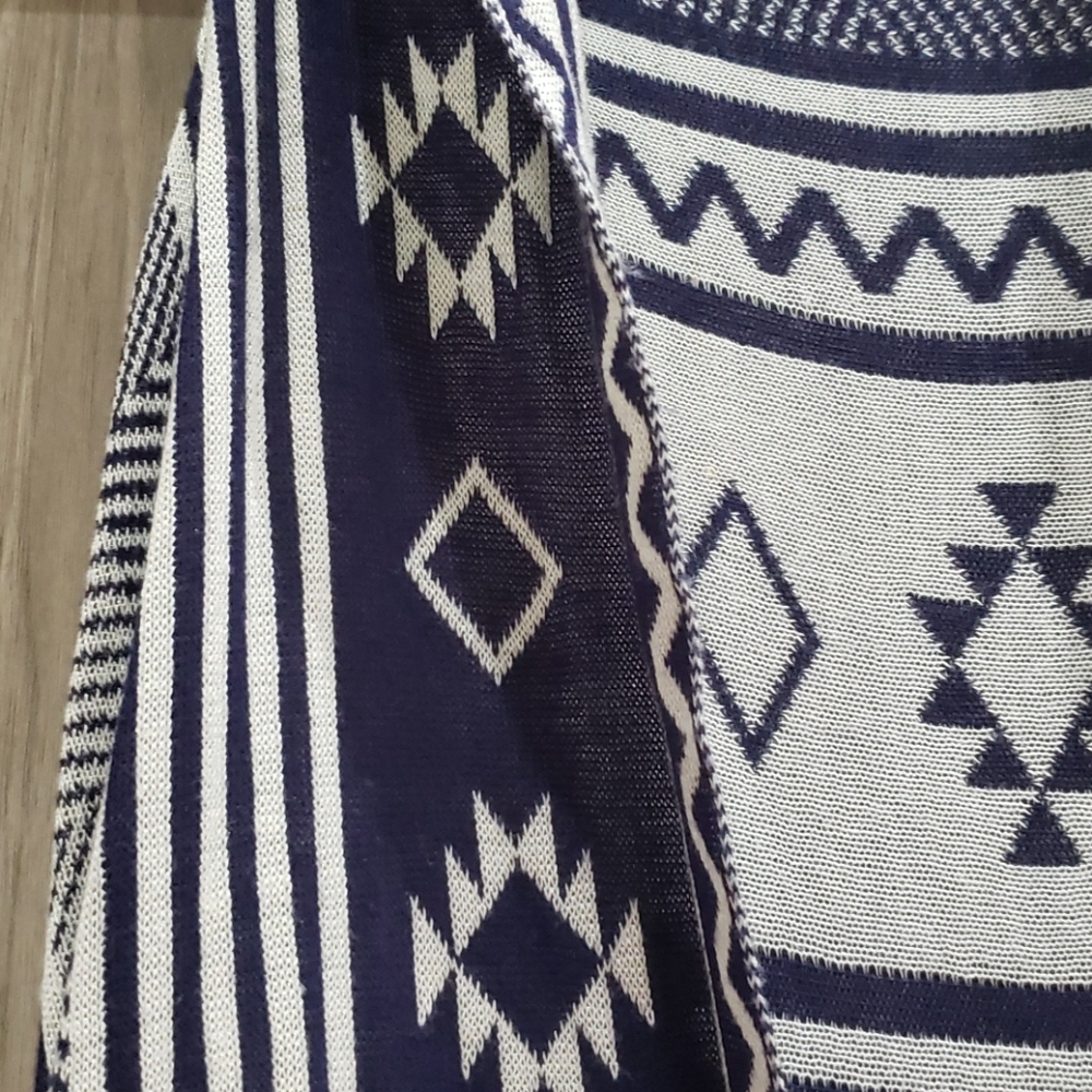 Aztec Fringe Vest - Picture 3 of 5